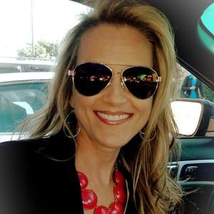 Meet your Posher, Julie